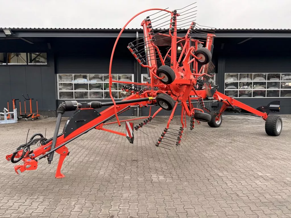 Kuhn GA 8030