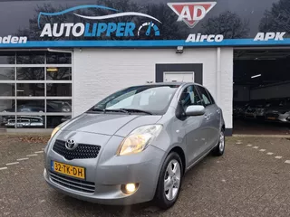 Toyota Yaris 1.3 VVTi Luna MMT /Nieuwe apk bij aflevering/All season banden/Trekhaak/Automaat!!