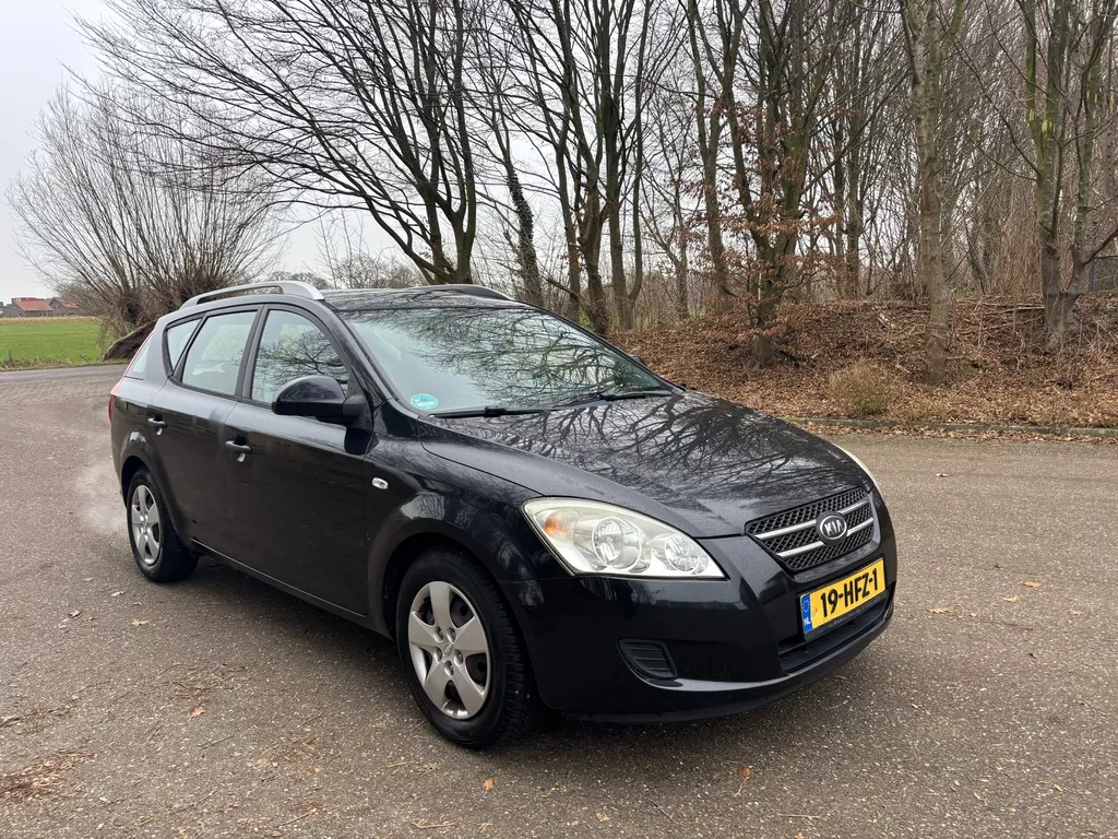 Kia Cee'd Sporty Wagon 1.6 X-tra | Airco | APK 02-2027