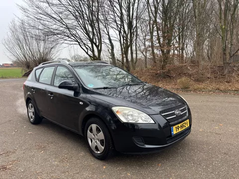 Kia Cee'd Sporty Wagon 1.6 X-tra | Airco | APK 02-2027