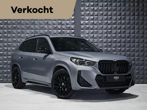 BMW X1 xDrive30e M | Pano | H&amp;K | Trekh. | 360 | 20 | Leer |Side | Memo | Drive Pro |