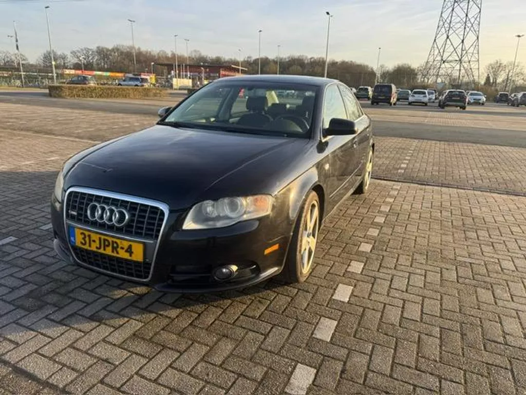 Audi A4 Limousine 2.0 TFSI Pro Line