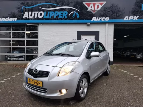 Toyota Yaris 1.3 VVTi Luna /Nieuwe apk/Afleverbeurt/Airco/84316 km