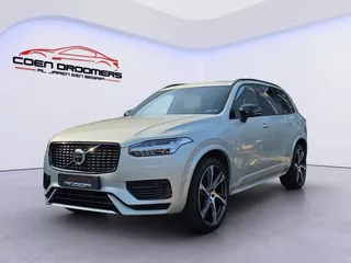 Volvo XC90 T8 R-Design Recharge AWD Ultimate Dark 7 Persoons /Luchtvering/Apple Carplay/360 camera/Panodak/Stoel-stuurverw./HUD/H&amp;K audio/Adaptive Cruise/Full LED/Trekhaak/(MET GARANTIE*)