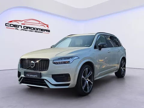 Volvo XC90 T8 R-Design Recharge AWD Ultimate Dark 7 Persoons /Luchtvering/Apple Carplay/360 camera/Panodak/Stoel-stuurverw./HUD/H&amp;K audio/Adaptive Cruise/Full LED/Trekhaak/(MET GARANTIE*)