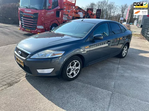 Ford Mondeo 2.0-16V Trend Limited Edition Inruilkoopje