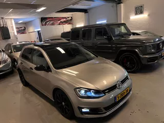 Volkswagen Golf 1.6 TDI Highline 5-DOORS DSG PANO BJ-15 EURO-6