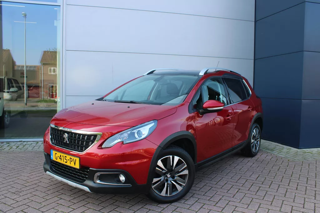 Peugeot 2008 1.2 PureTech 130pk Allure Automaat Airco Navi Camera Panoramadak 31.894km 1e eigenaar