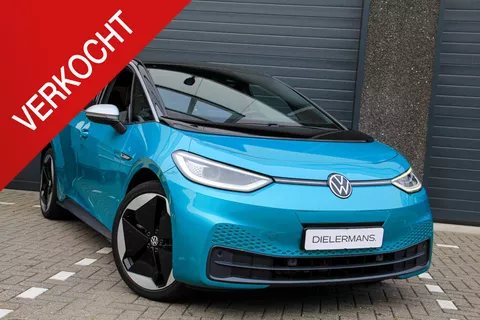 Volkswagen ID.3 Max First Edition | Vol optie!! | Panorama dak | Trekhaak | BTW voertuig | SOH 92%