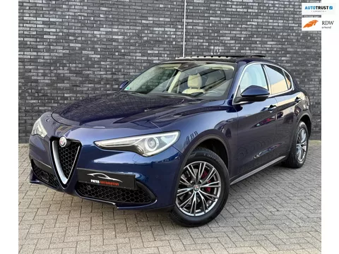 Alfa Romeo Stelvio 2.0 T AWD Super 280pk|Camera|Panorama|Performance Pack|2300kg Trekgewicht|BOM VOL OPTIES!!!