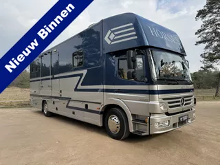 Ketterer Mercedes-Benz Atego 1323 4-paards paardenvrachtwagen LIVING