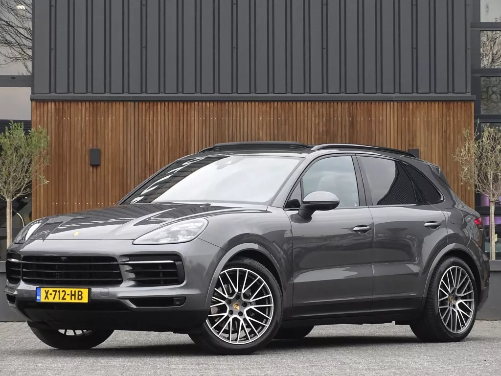 Porsche Cayenne 3.0 E-Hybrid 462PK / Platinum Edit. / 2022 / 360&deg;
