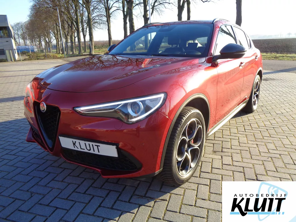 Alfa Romeo Stelvio 2.0 T AWD B-Tech Business Edition Sportstoelen Rosso Competizione Trekhaak