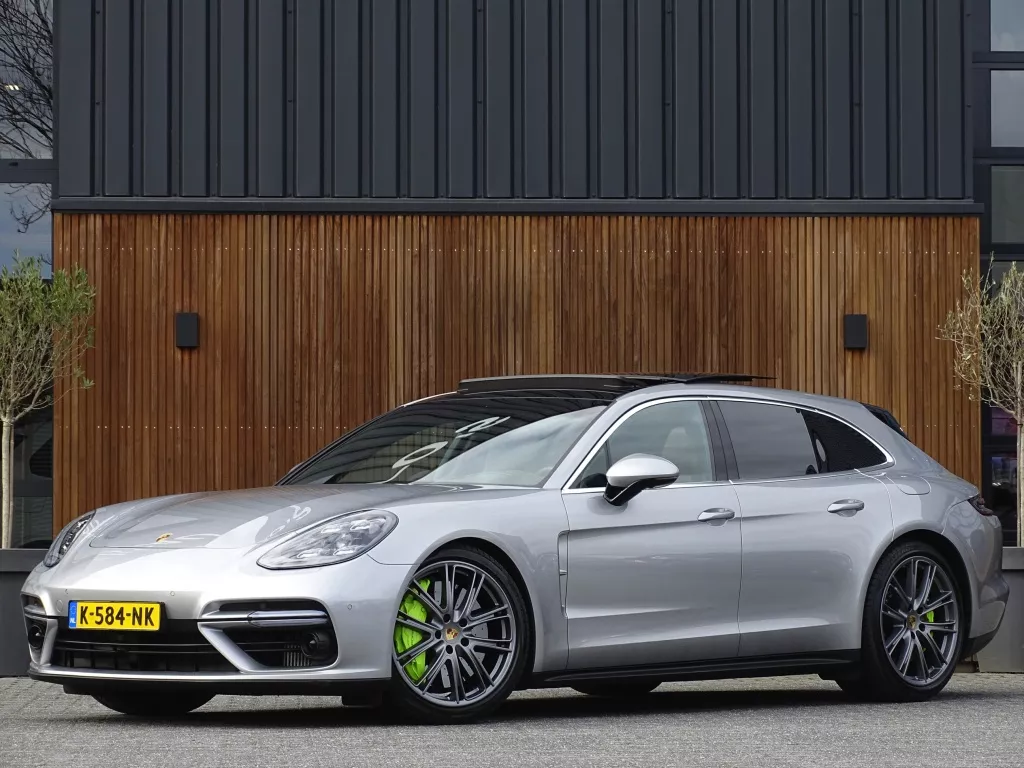 Porsche Panamera Sport Turismo 4.0 Turbo 680PK / Ceramic / Burmester / carbon / 360&deg;