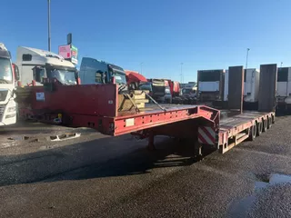 Faymonville 4 axle extendable lowbed ramps