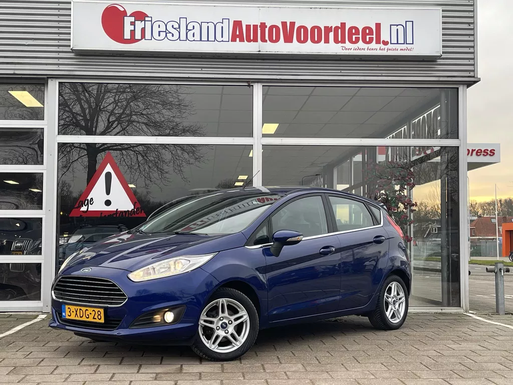 Ford Fiesta 1.0 Titanium 5 Deurs /Cruise/Clima/  96.800 KM! / PDC / 2014