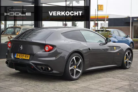 Ferrari FF 6.3 V12 | 660 pk | Lift | Carbon | LED stuur |
