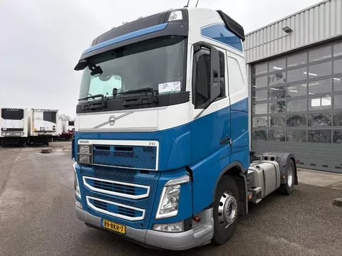 Volvo FH 460 Globetrotter, ADR/VLG 03/2026, garner Denver compressor,Alcoa's,Gen 2 tacho.