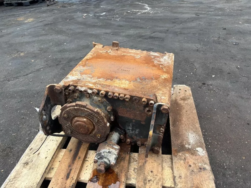 Terberg AUXILIARY GEARBOX