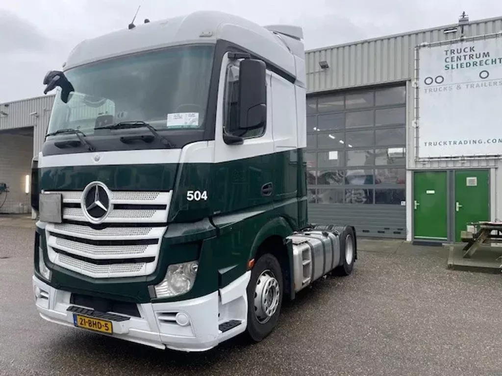 Mercedes-Benz Actros 1842 LS,ADR/VLG,Gardner Denver GD 150 compressor,NL truck