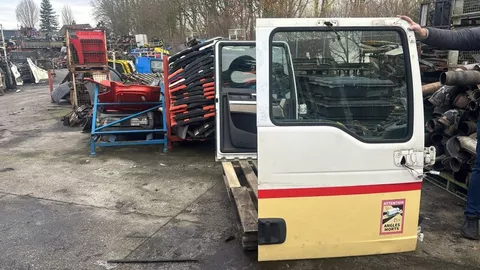 MAN 81.62600-4130 DOOR RIGHT