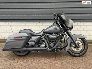 Harley Davidson FLHXS FLHXS Street Glide Special 107 BLACK OUT