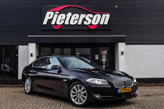 BMW 5-serie 550i High Executive PANO ALCANTARA SOFTCLOSE HUD