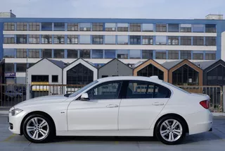 BMW 3-serie 320i Edition Executive Sport