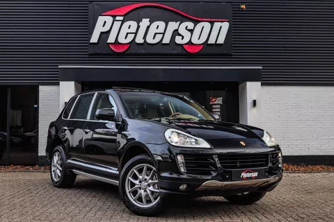 Porsche Cayenne 4.8 S YOUNGTIMER PANO BOSE LUCHTVERING LEDER