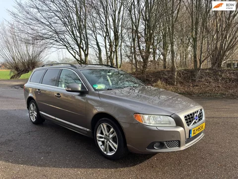 Volvo V70 2.5FT Summum |Automaat | APK 03-2027