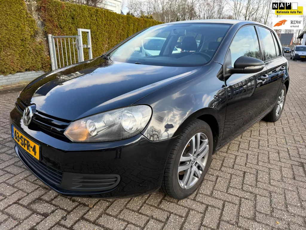 Volkswagen Golf 1.2 TSI 5DRS Trendline BlueMotion AC NAVI LMV