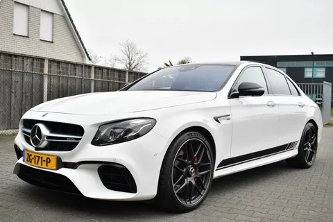 Mercedes-Benz E-Klasse AMG E63S 4MATIC+ 1E LAK SOFTCLOSE CARBON