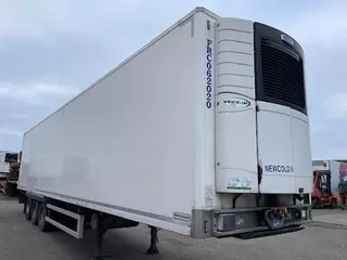 Montracon Carrier 1550  ,BPW drumbrakes,  247 width, 260 cm height, Thermo King