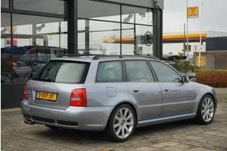 Audi RS4 Avant 2.7 V6 quattro