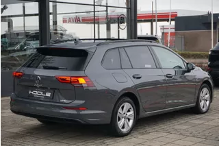 Volkswagen Golf Variant 1.0 eTSI Life | PANO | H&amp;K