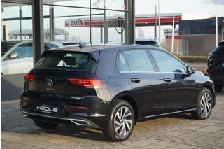 Volkswagen Golf 1.4 eHybrid Style Business | IQ | ACC | elekt stoel