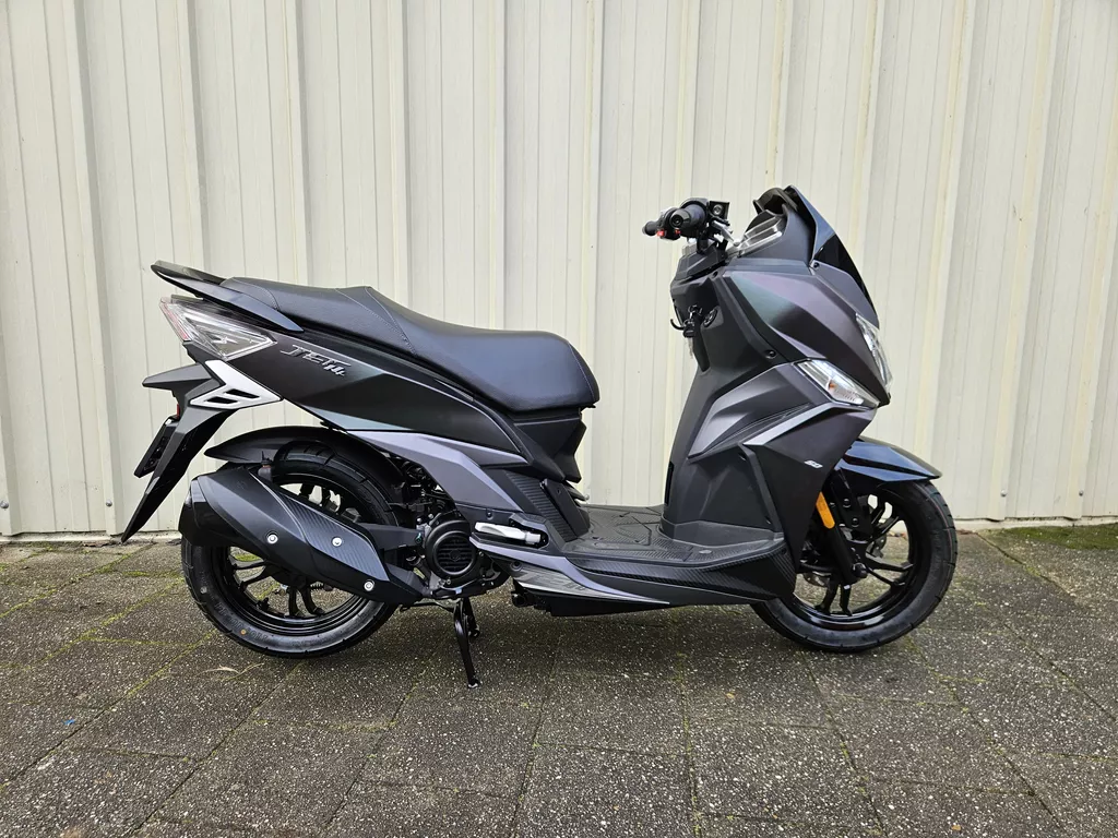 SYM Yet 14 Mamba green