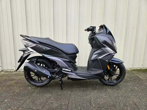 SYM Yet 14 Mamba green