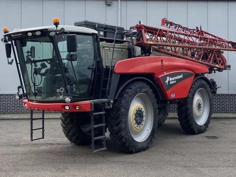 Kverneland iXDRIVE 5240 ZELFRIJDENDE VELDSPUIT 39m