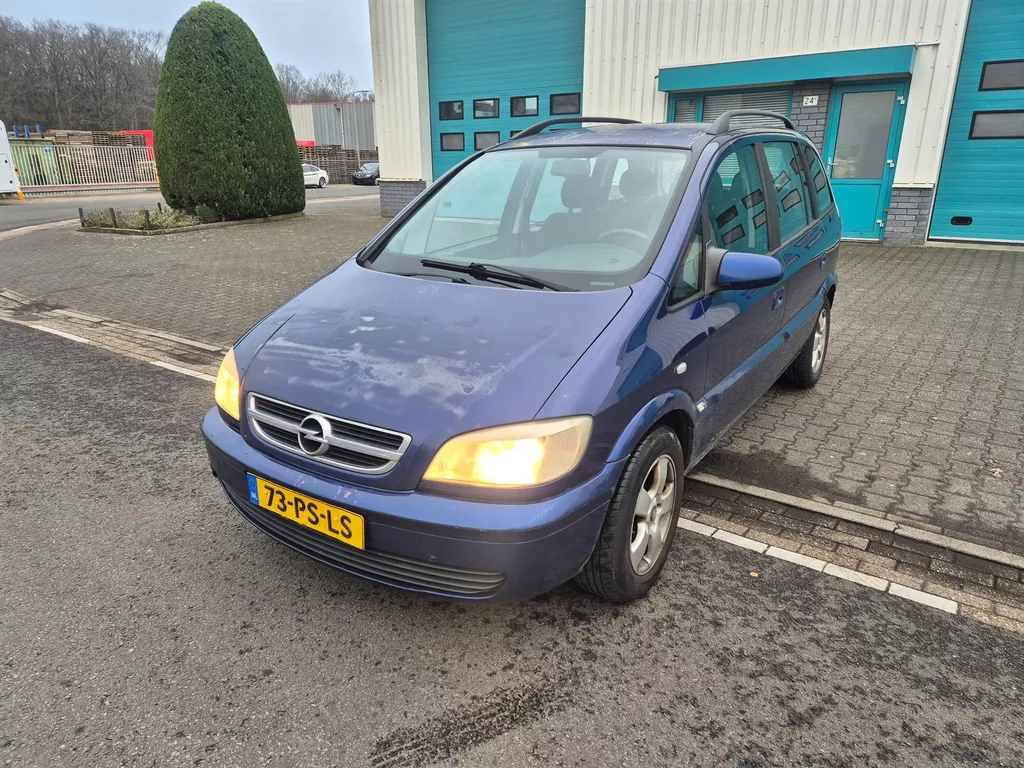 Opel Zafira 1.8-16V Comfort GERESERVEERD!!!!!