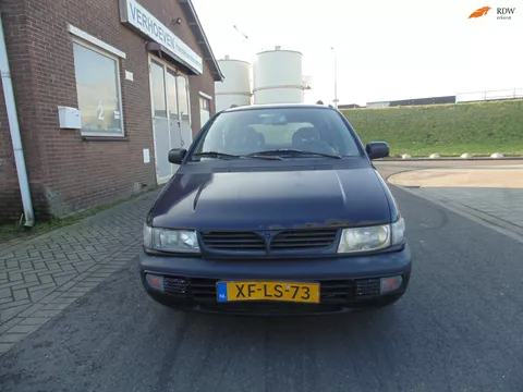 Mitsubishi Space Wagon 2.0 GLXi met airco 7set