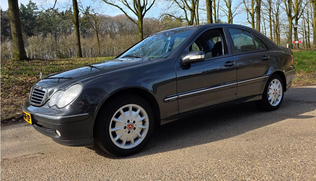 Mercedes-Benz C-klasse 200 Kompressor - NL Auto -