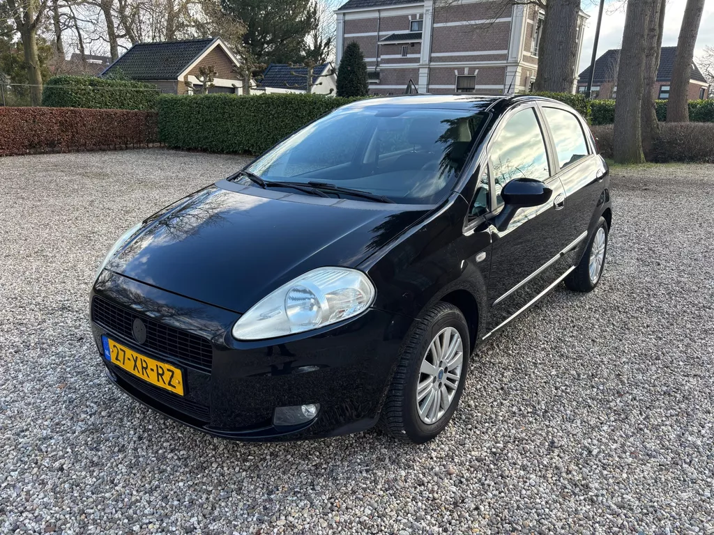 Fiat Grande Punto 1.4 versnellingsbak hoorbaar Apk 09-2026