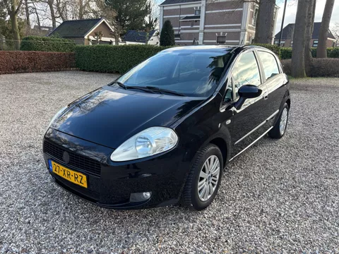 Fiat Grande Punto 1.4 versnellingsbak hoorbaar Apk 09-2026