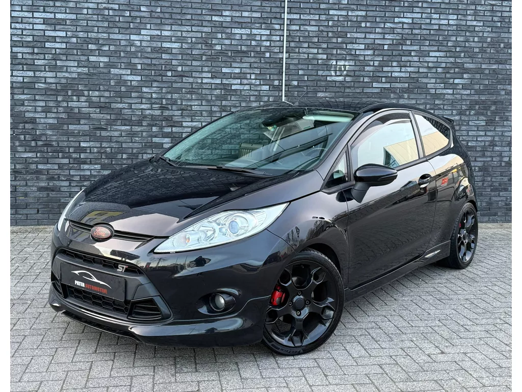 Ford Fiesta 1.6 Black Metal 135pk A-Carplay|Milltek|Cruise|Keyless|Leder|Stoelverwarming