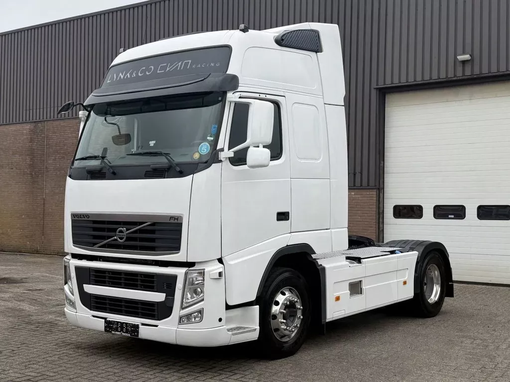 Volvo FH 460 / Only 263.486 km !! / Full spoiler / Ex racing team / Globe XL