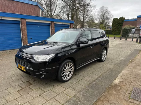 Mitsubishi Outlander 2.0 PHEV Instyle+ Hybrid Leder Cruise PDC