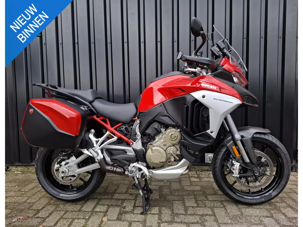 Ducati Multistrada V4 S