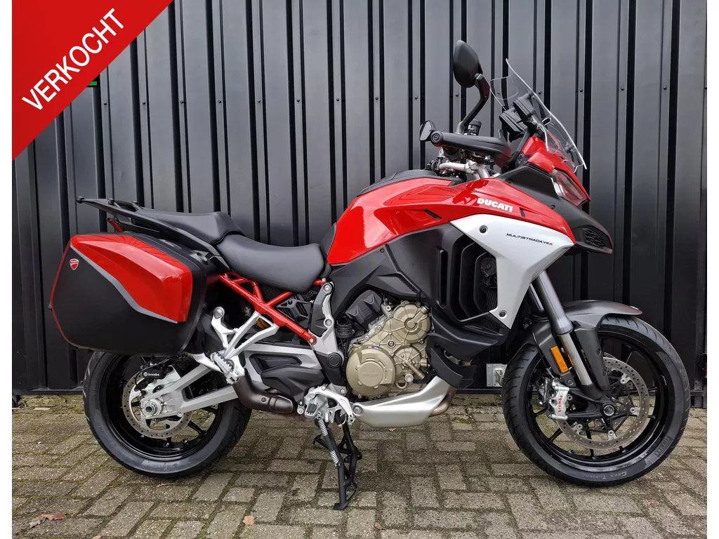 Ducati Multistrada V4 S
