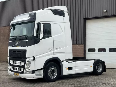 Volvo FH 420 / Full spoiler / Parking airco / VEB+ / NL Truck